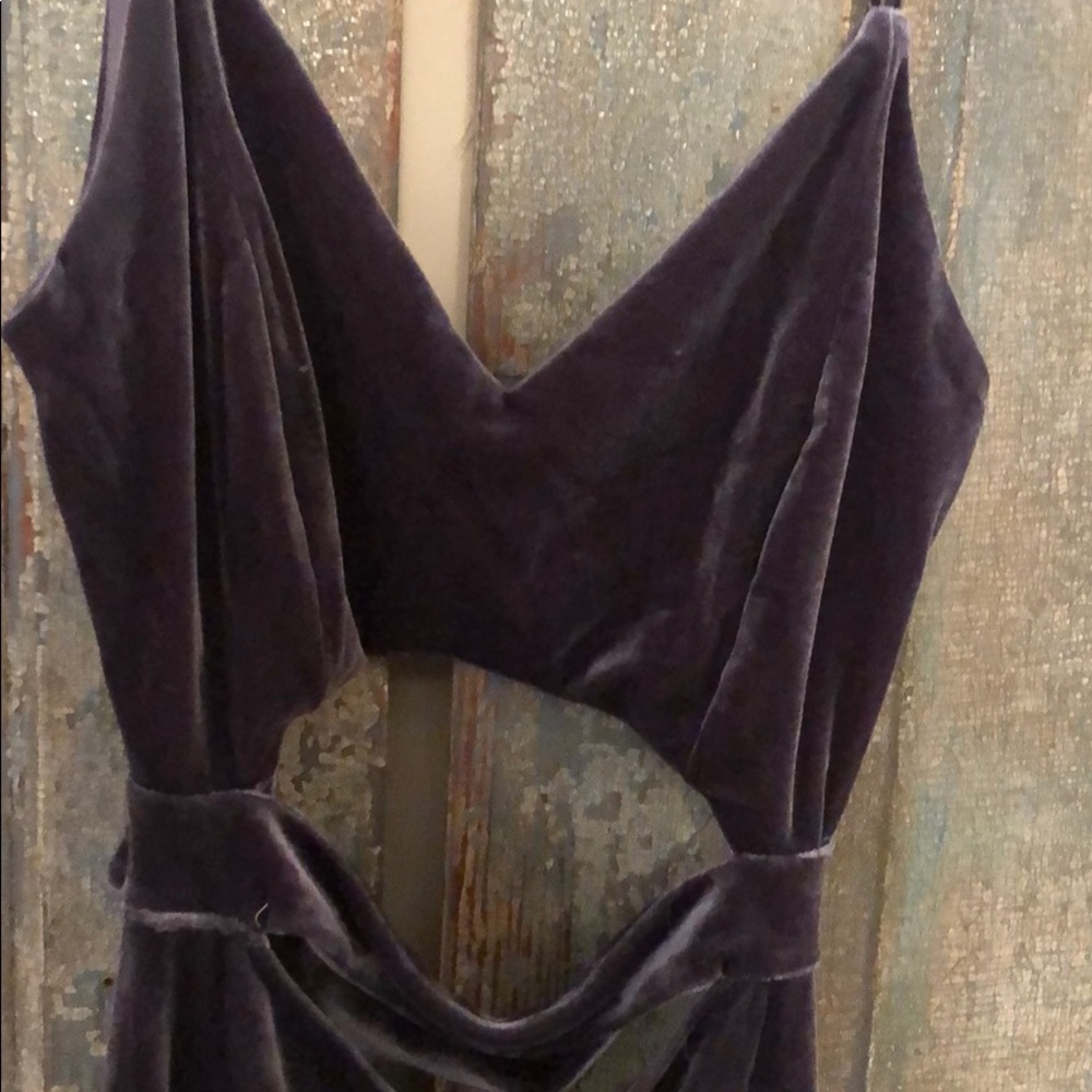 Black formal velvet dress - Picture 3 of 4